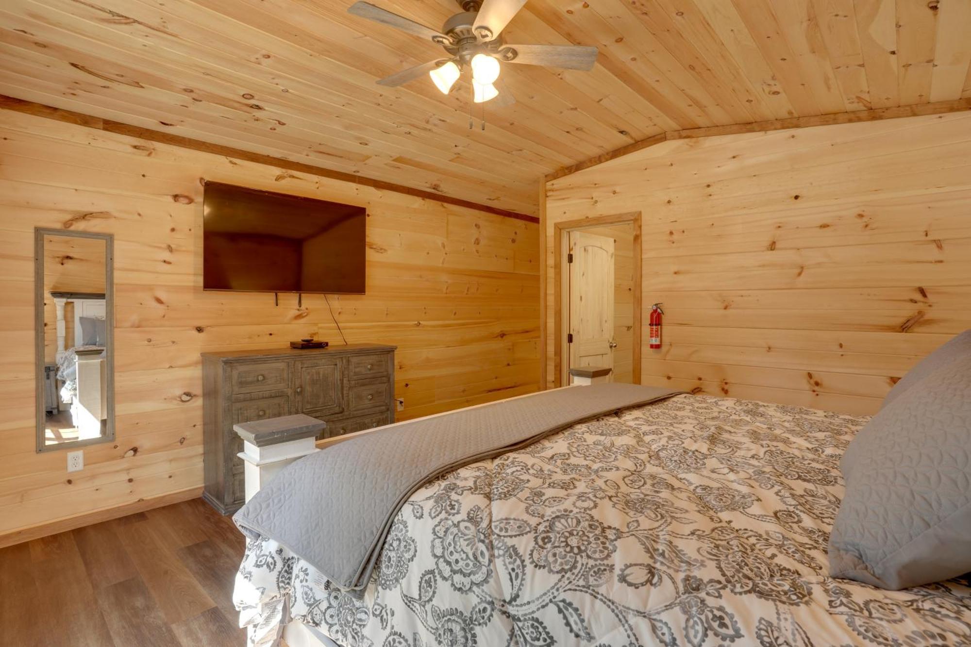 Lakeside Trenton Cabin On 7-Acre Property! Buitenkant foto